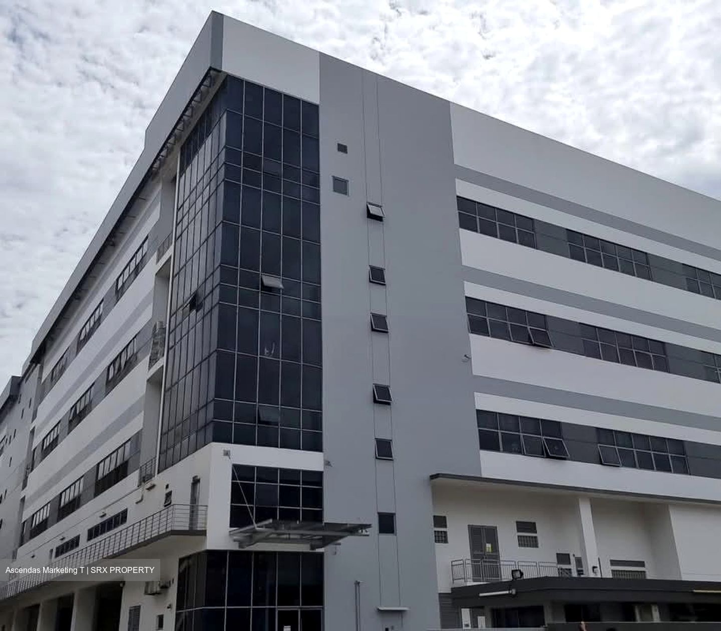 Penjuru Lane (D22), Warehouse #534776011